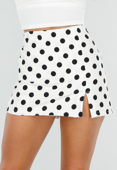 Witte Polkadot Skort met Split en Stretch