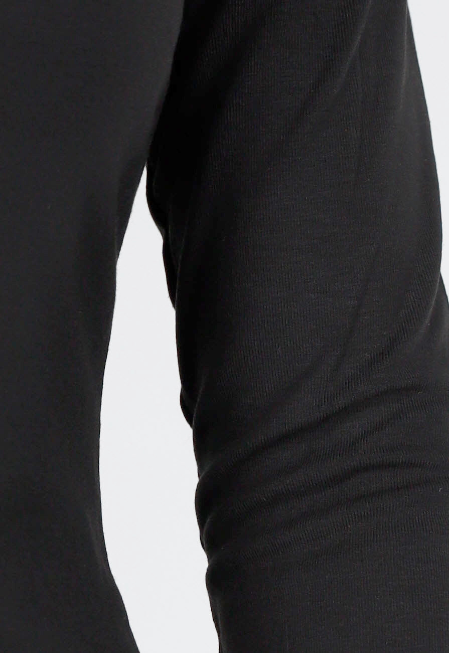 Zwarte Longsleeve Top met V-Hals en Witte Boorden