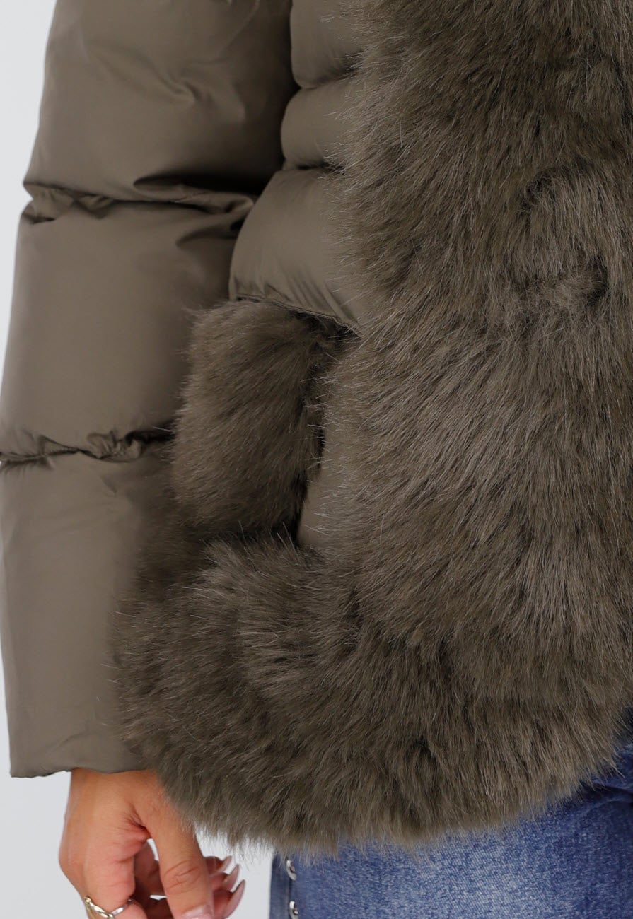 Khaki Korte Puffer Winterjas met Afneembare Bontkraag