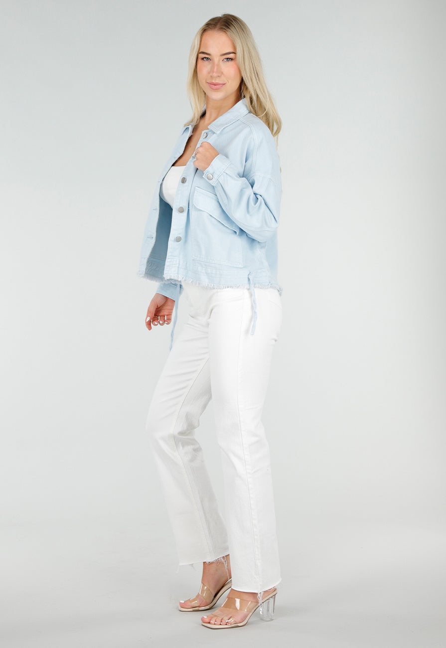 Lichtblauwe Denim Jas met Klepzakken, Trekkoord en Knoopsluiting