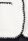 Wit Teddy Gilet met Zwarte Randen en Knoopsluiting