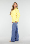 Gele Blazer met Ceintuur en Bloemdetail in Taille
