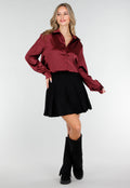 Bordeaux Satijnlook Blouse met Lange Mouwen en Knoopsluiting