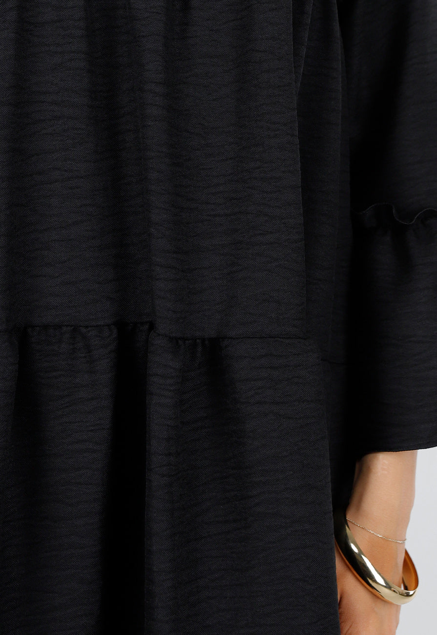 Zwarte Midi Jurk met V-Hals en Ruffle Details