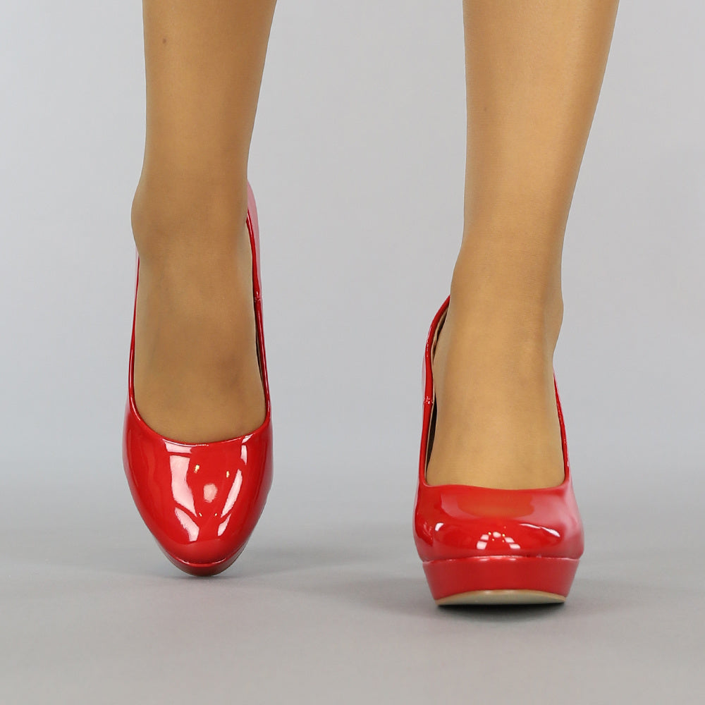 Rode Lak Pumps met Plateau