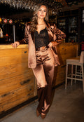 Bruine Satijnlook Blazer met Licht Getailleerde Pasvorm en Dubbele Knopen