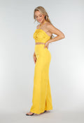 Gele Set met Halter Crop Top en Wijde High Waist Broek