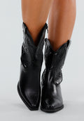 Zwarte Cowboylaarzen met Stikseldetail en Lage Hak