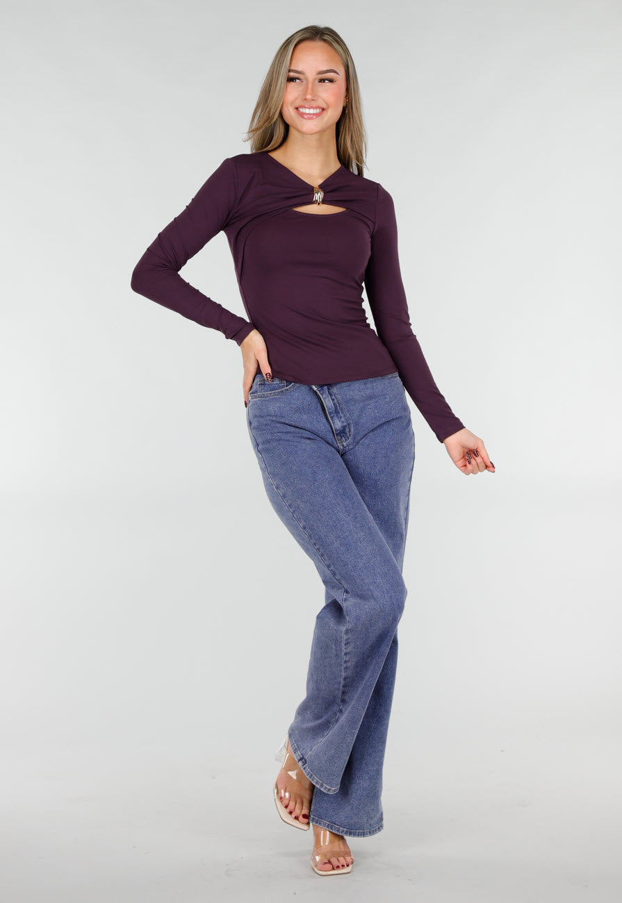 Paarse Top met Cut Out Detail