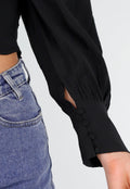 Zwarte Blouse met Lange Pofmouwen en Knopen