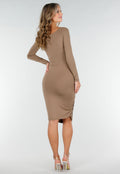 Taupe Jurk met Overslag, Ruches en Stretch