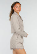 Greige Blazer en Short Set met Kanten Afwerking
