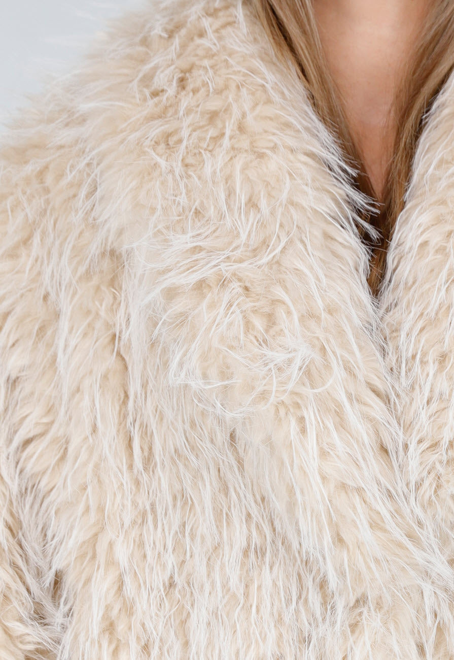 Beige Faux Fur Jas met Harige Textuur