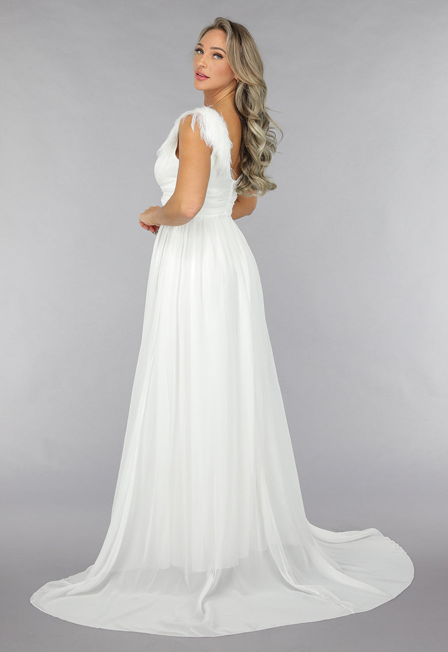 Lange Witte Chiffon Jurk met Veren Details