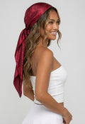 Bordeaux Bandana met Jacquardprint en Glanzende Afwerking