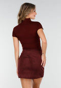 Bordeauxrode Stretch Top met Col en Korte Mouwen