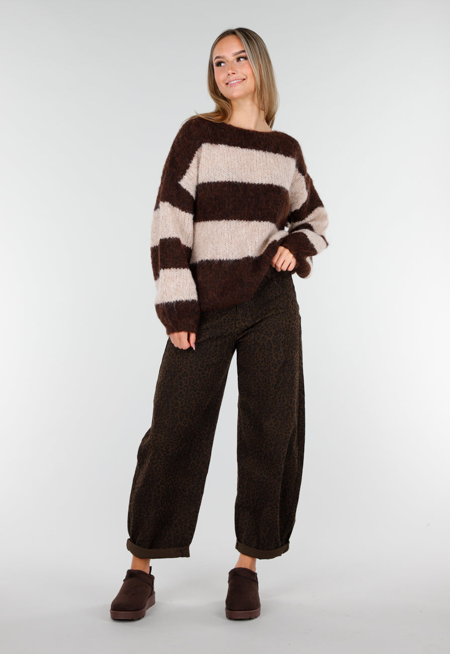 Gestreepte Fluffy Trui in Bruin en Beige met Losvallende Pasvorm