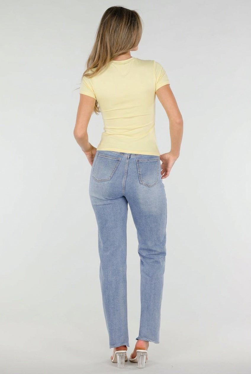 Butter Yellow Stretch T-Shirt met Ronde Hals en Korte Mouwen