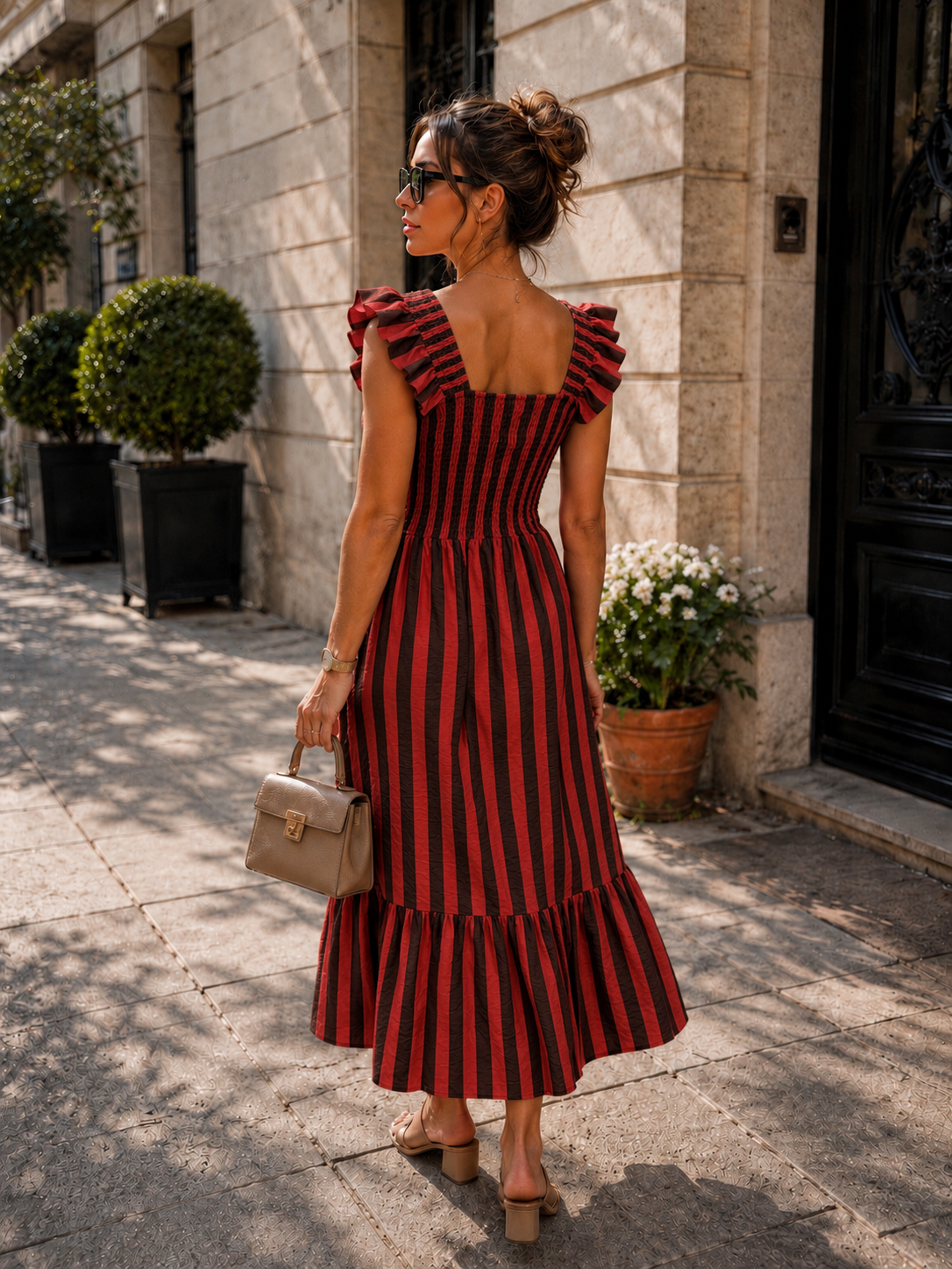 Rood Gestreepte Midi Jurk met Smockdetail en Ruffle Mouwen
