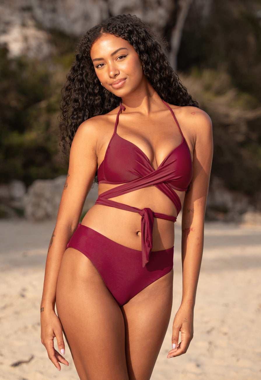 Strappy Push Up Bikini Top in Wijnrood