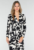 Zwart-Witte Stretch Jumpsuit met Print en Overslagtop