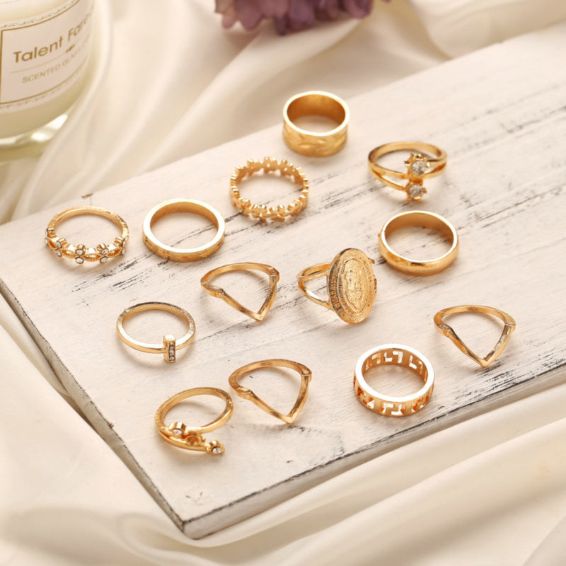 Gouden Vintage Dertiendelige Ringen Set