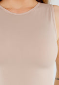 Naadloze Shaping Top in Beige met Hoge Halslijn