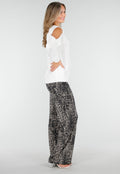 Witte Gebreide Trui met Cut Out en Off Shoulder