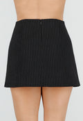 Zwarte Pinstripe Mini Skort met Split en Stretch Broekje