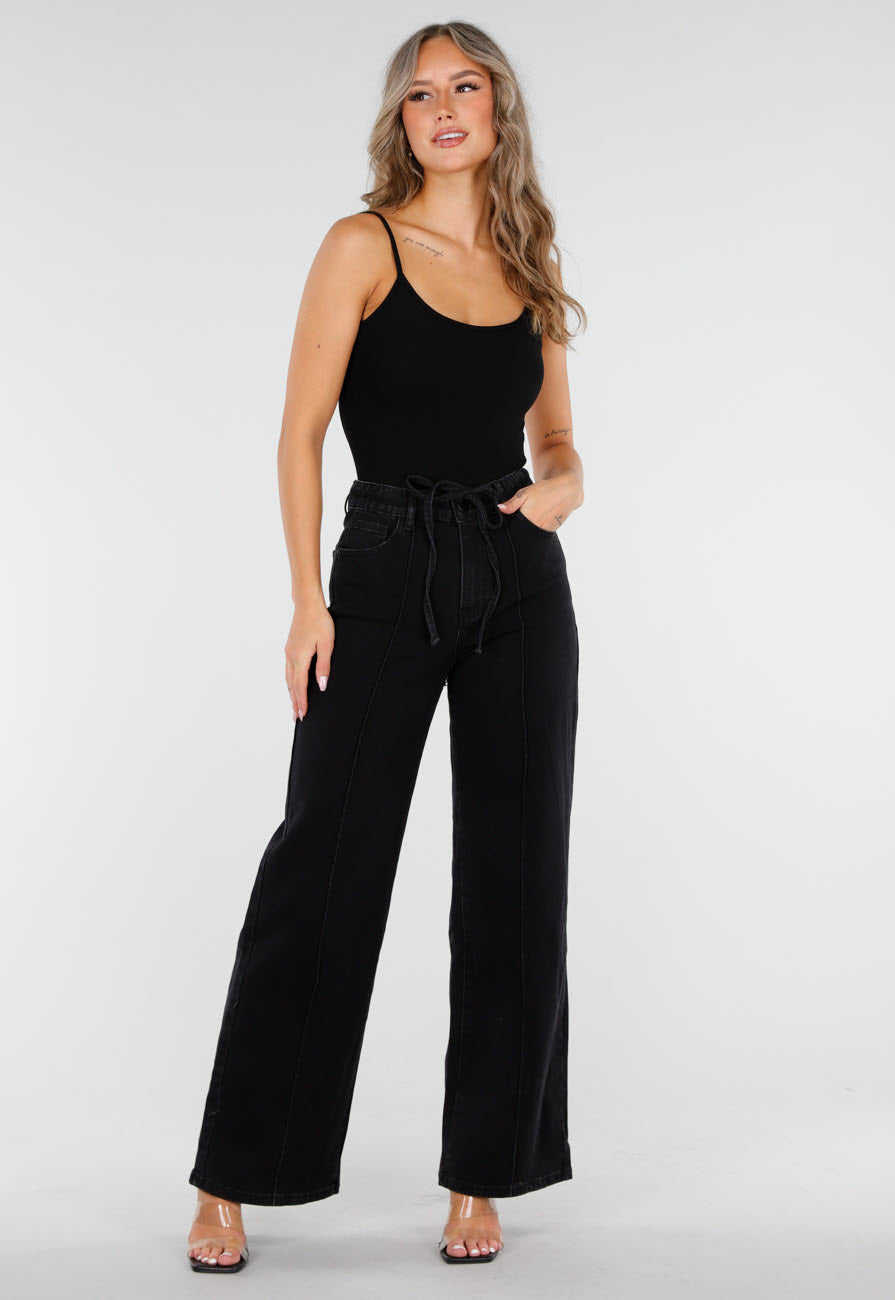 Zwarte Bodysuit met Spaghetti Bandjes en Pads