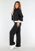 Two Piece Set Zwart met Tailleband en Jasje met Knoopsluiting