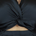 Zwarte Geplooide Satin Jurk met Twistdetail