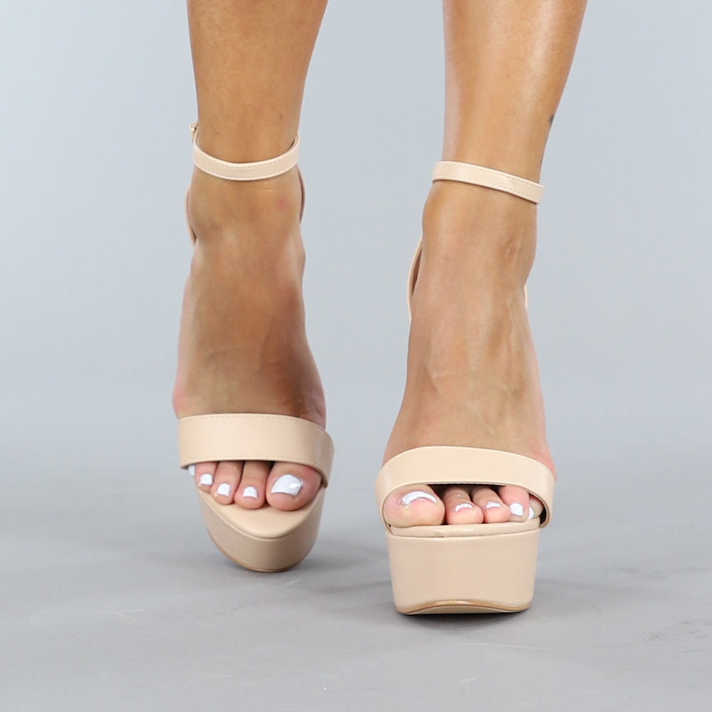 Nude Sandaletten met Plateau en Hoge Stiletto Hak