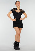 Zwarte Kant Top met Korte Mouwen en Cut Out