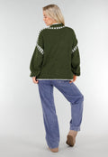 Groene Gebreide Trui met Hoge Hals en Witte Randdetails