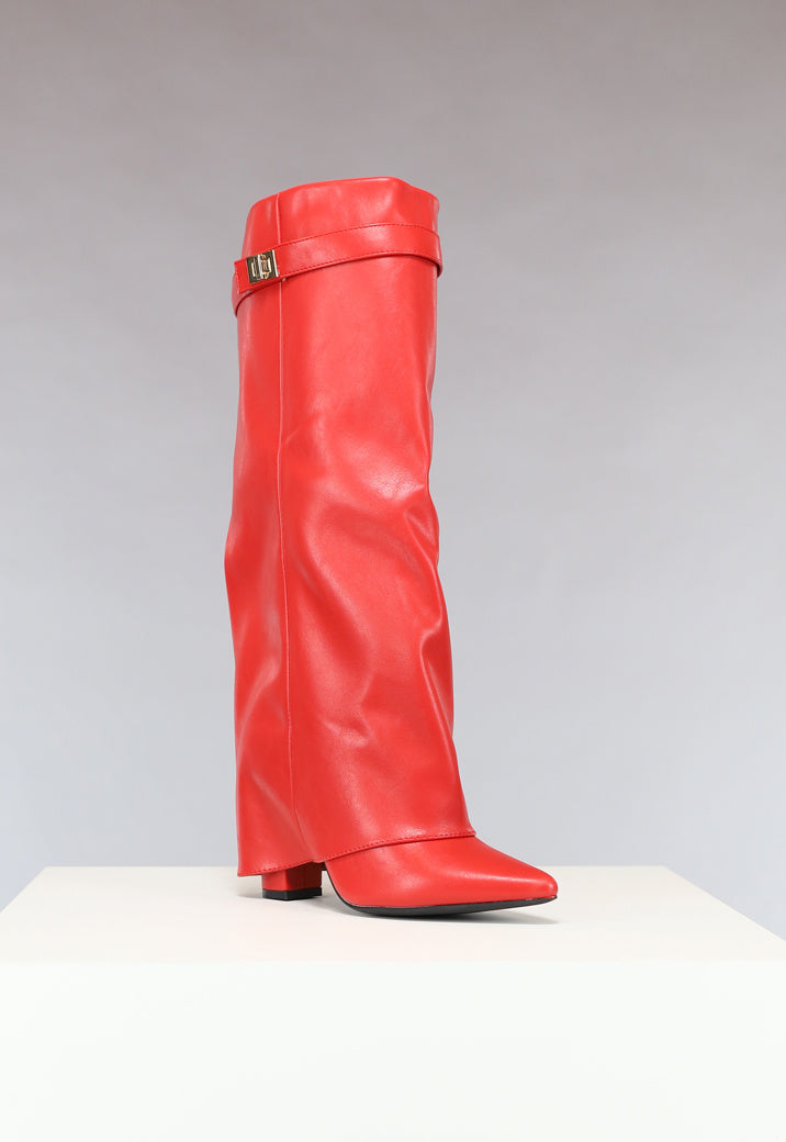 Rode Statement Boot met Omslag