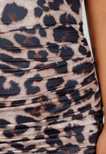 Panterprint Stretch Maxi Jurk met Strikkoorden, Ruches en Split