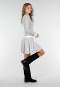 Grijze Longsleeve Top met Witte Boorden aan Hals en Mouwen