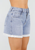 Lichtblauwe Denim Short met Gehaakte Omslag en Stretch