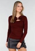 Bordeaux Top met Cut Out Detail