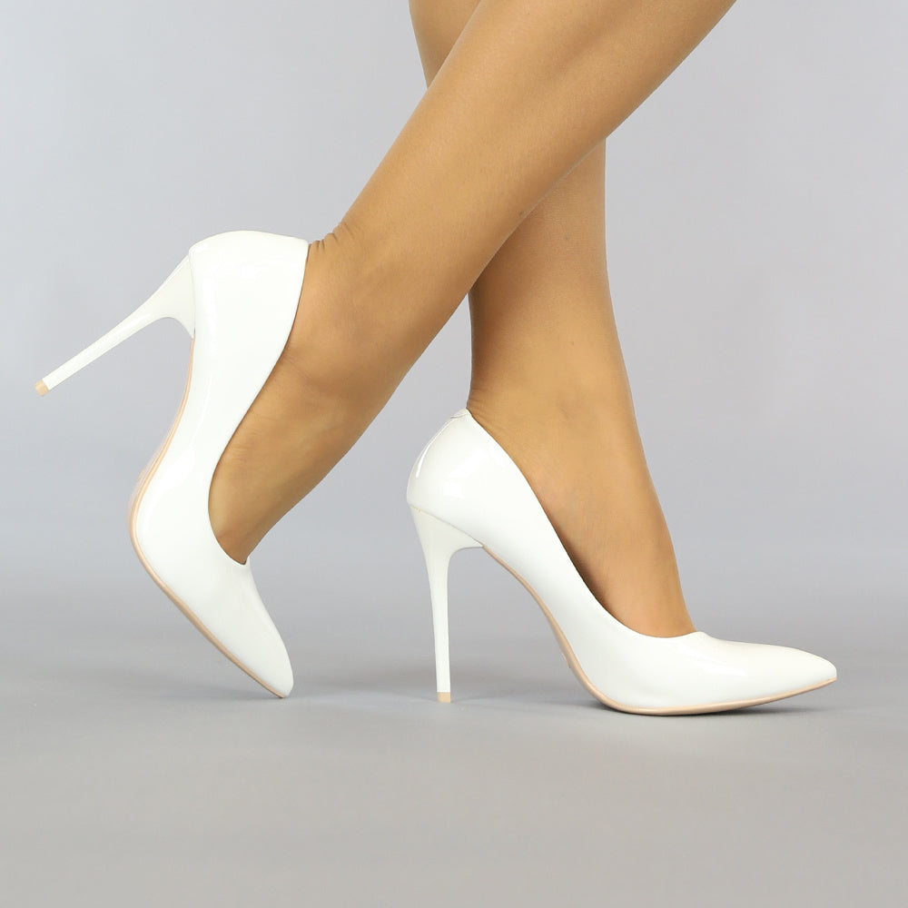 Witte Lak Pumps met Spitse Neus