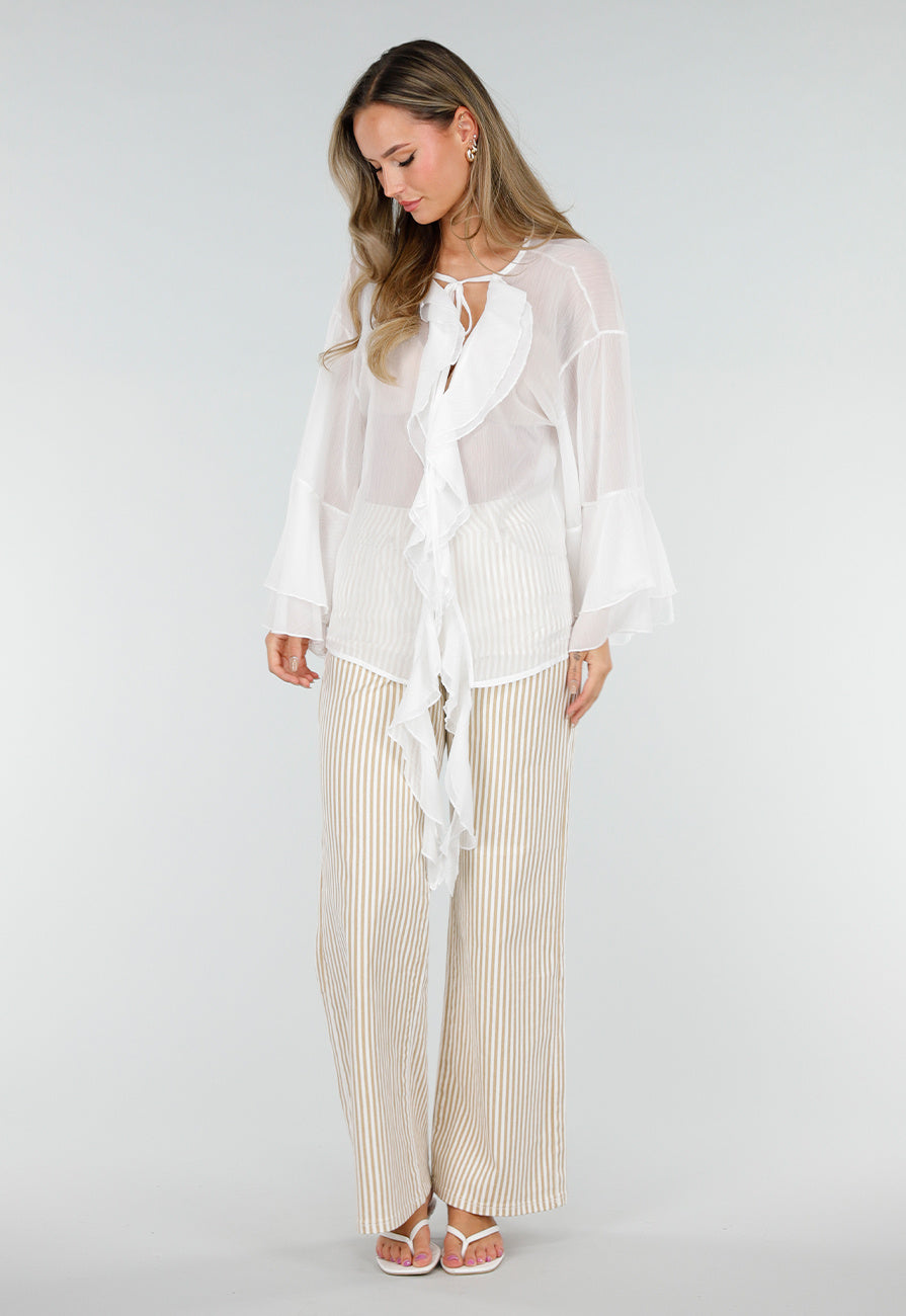 Witte Chiffon Blouse met Ruches en Knoopsluiting