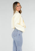 Butter Yellow Cropped Blazer met Gouden Strass Knopen