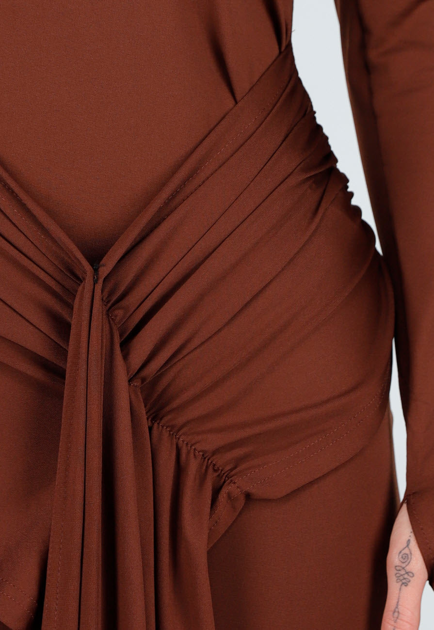 Bruine Asymmetrische Maxi Jurk met Cut Out en Draping