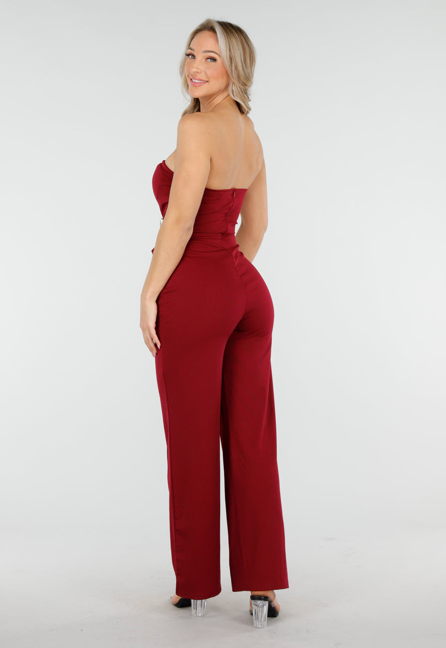 Bordeauxrode Strapless Jumpsuit met Gespen en Rechte Pijpen