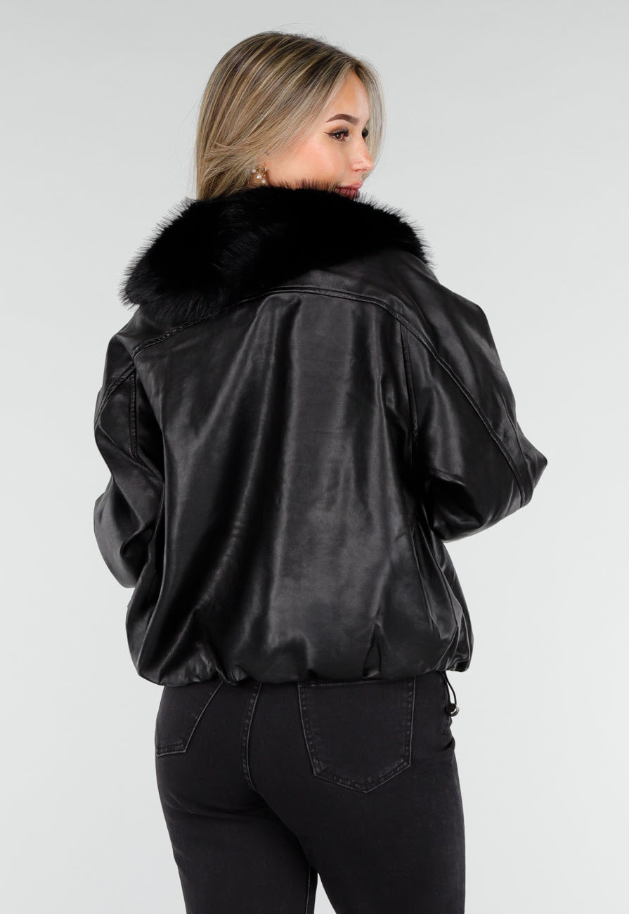 Zwarte Lederlook Jas met Imitatiebontkraag