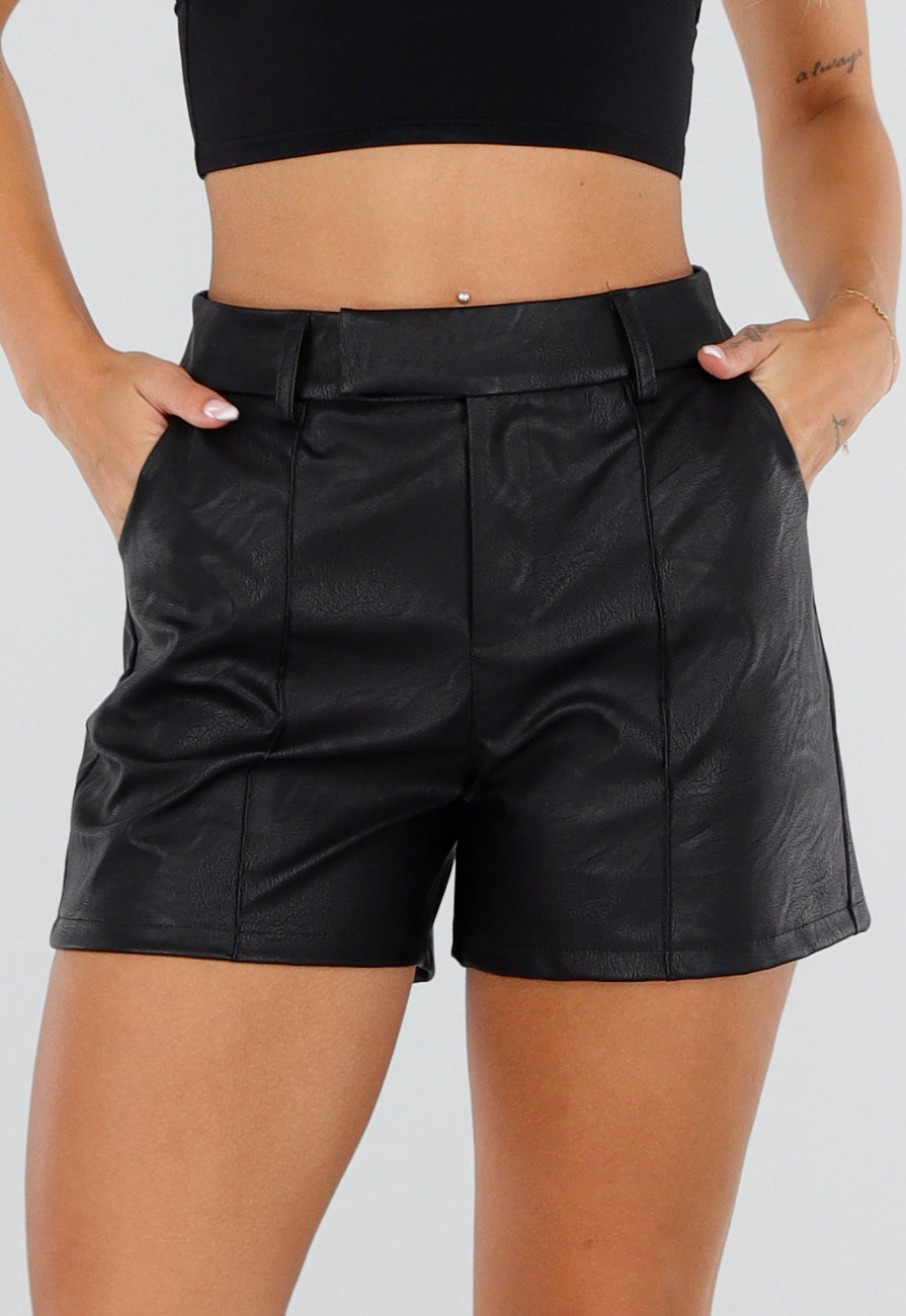 Zwarte Lederlook Shorts met Elastische Tailleband