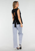 Zwarte Mouwloze Top met Goudkleurige Knopen en Strik