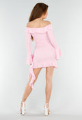 Lichtroze Off-Shoulder Jurk Met Volants en Lange Mouwen
