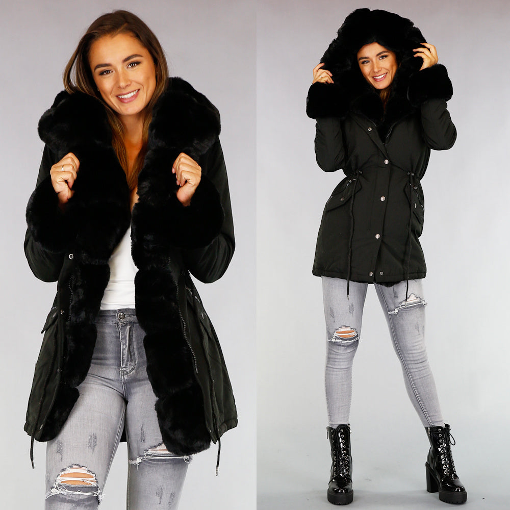 Zwarte Bont Winterjas met Capuchon